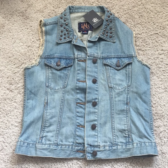 Rock & Republic denim studded vest in Medium NWT! - Picture 8 of 8